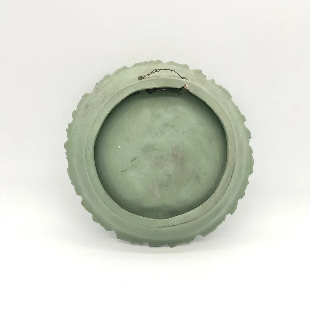 Vintage Unsigned Jasperware Sage Green‎ White Couple Floral Relief Wall Hanger